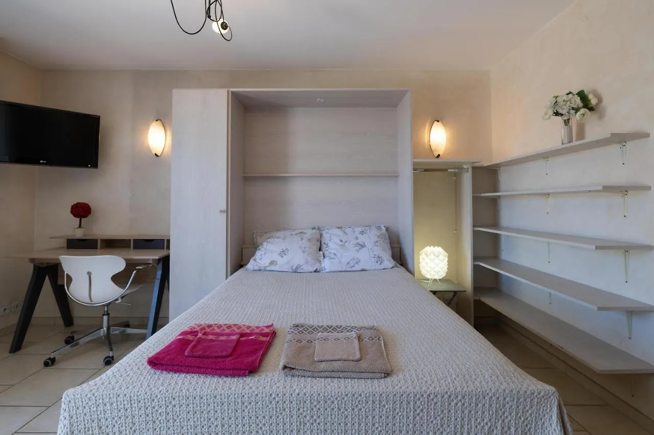 Appartement Proche Lac Et Commerces Annecy 0*,