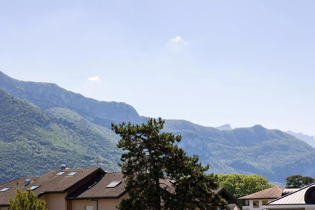 Apartment Appartement Proche Lac Et Commerces Annecy