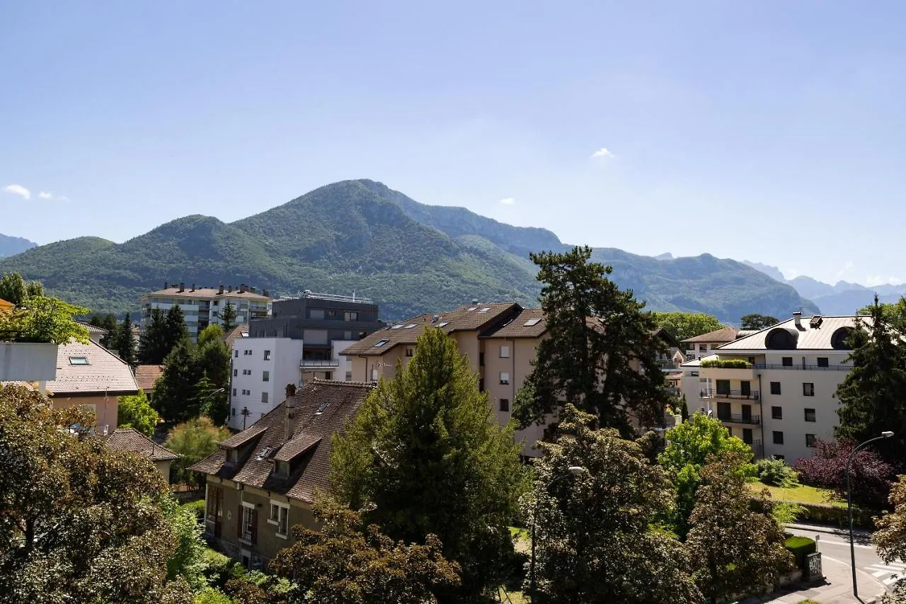 Apartment Appartement Proche Lac Et Commerces Annecy